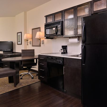 Candlewood Suites Terre Haute By Ihg Esterno foto