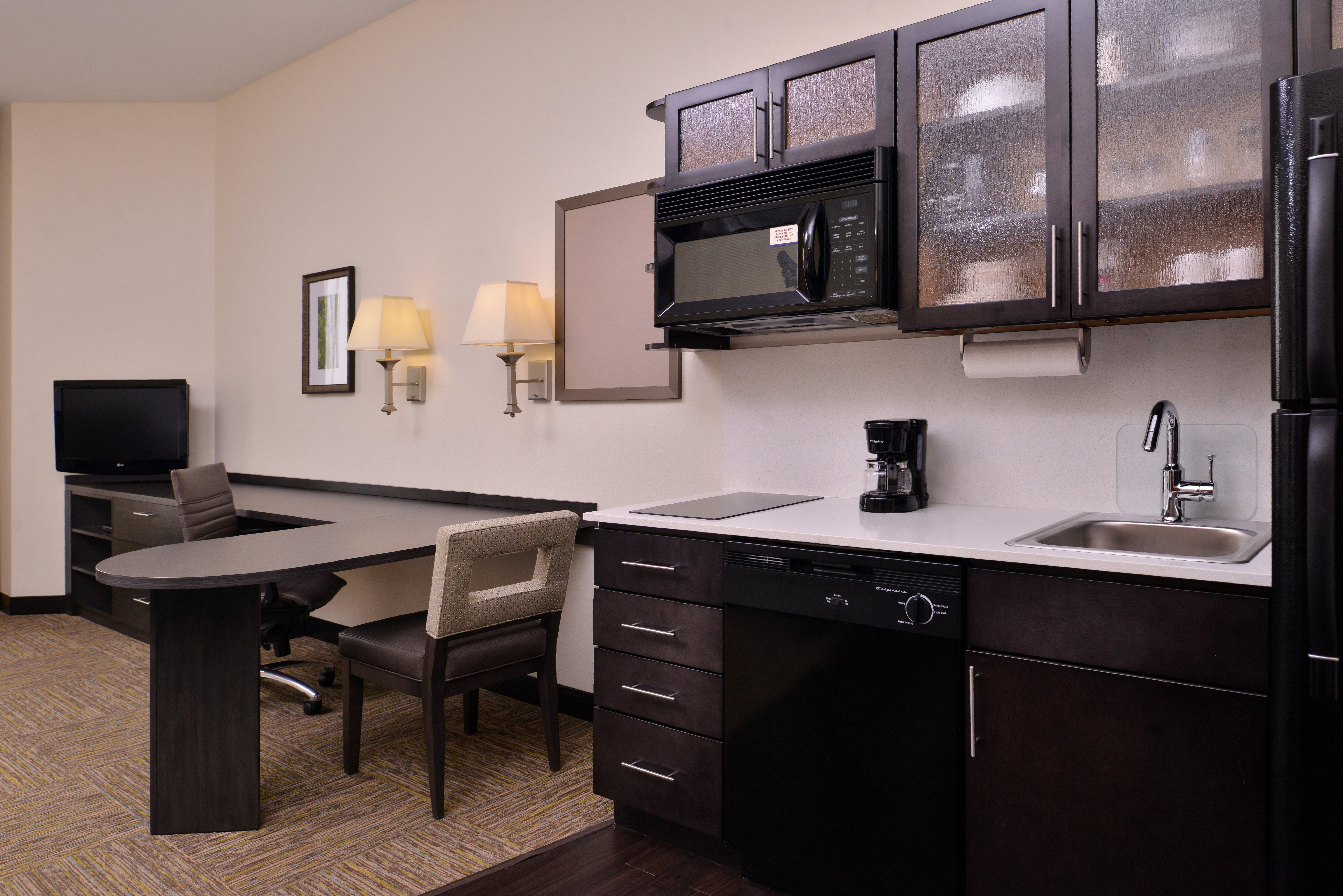 Candlewood Suites Terre Haute By Ihg Esterno foto