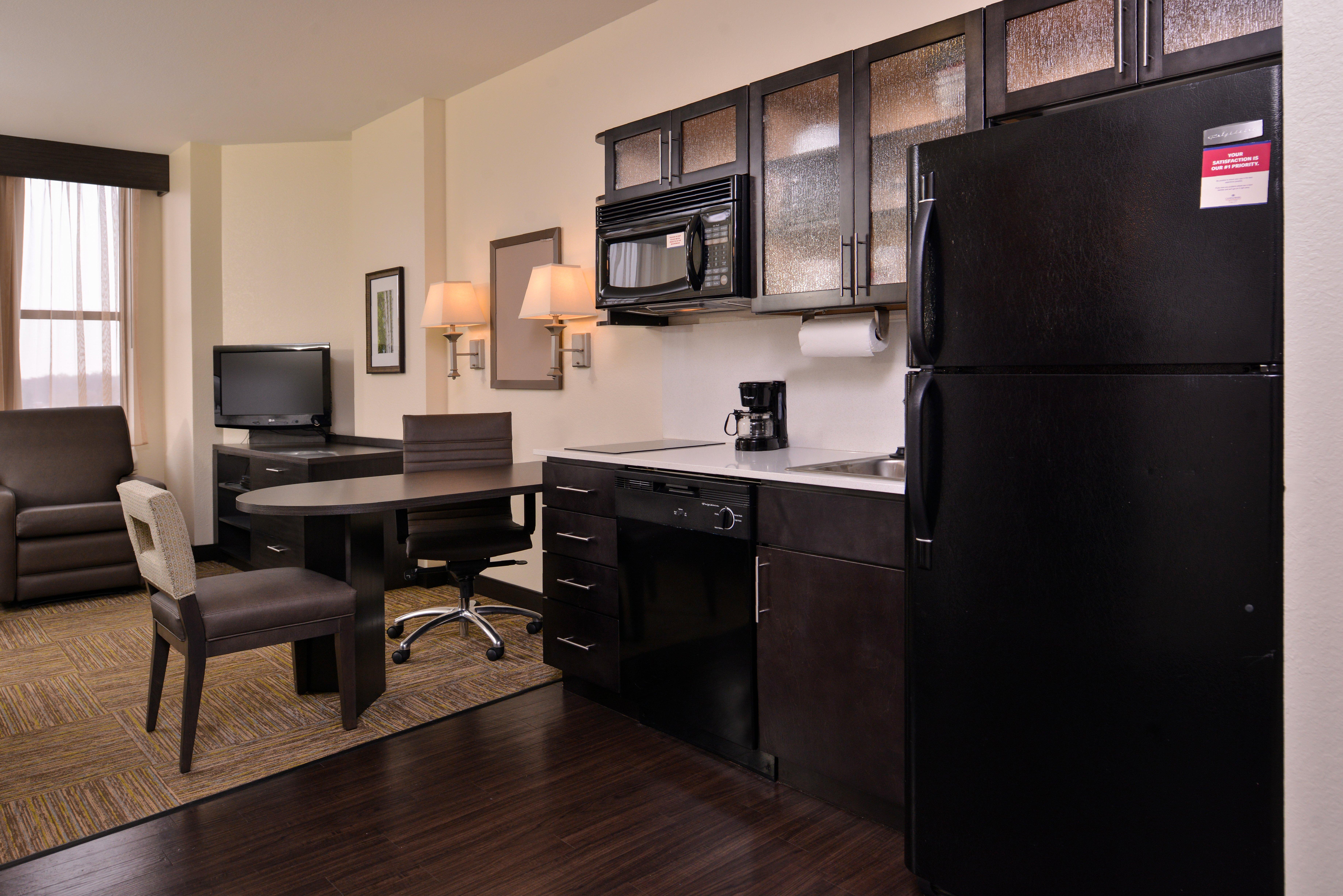 Candlewood Suites Terre Haute By Ihg Esterno foto