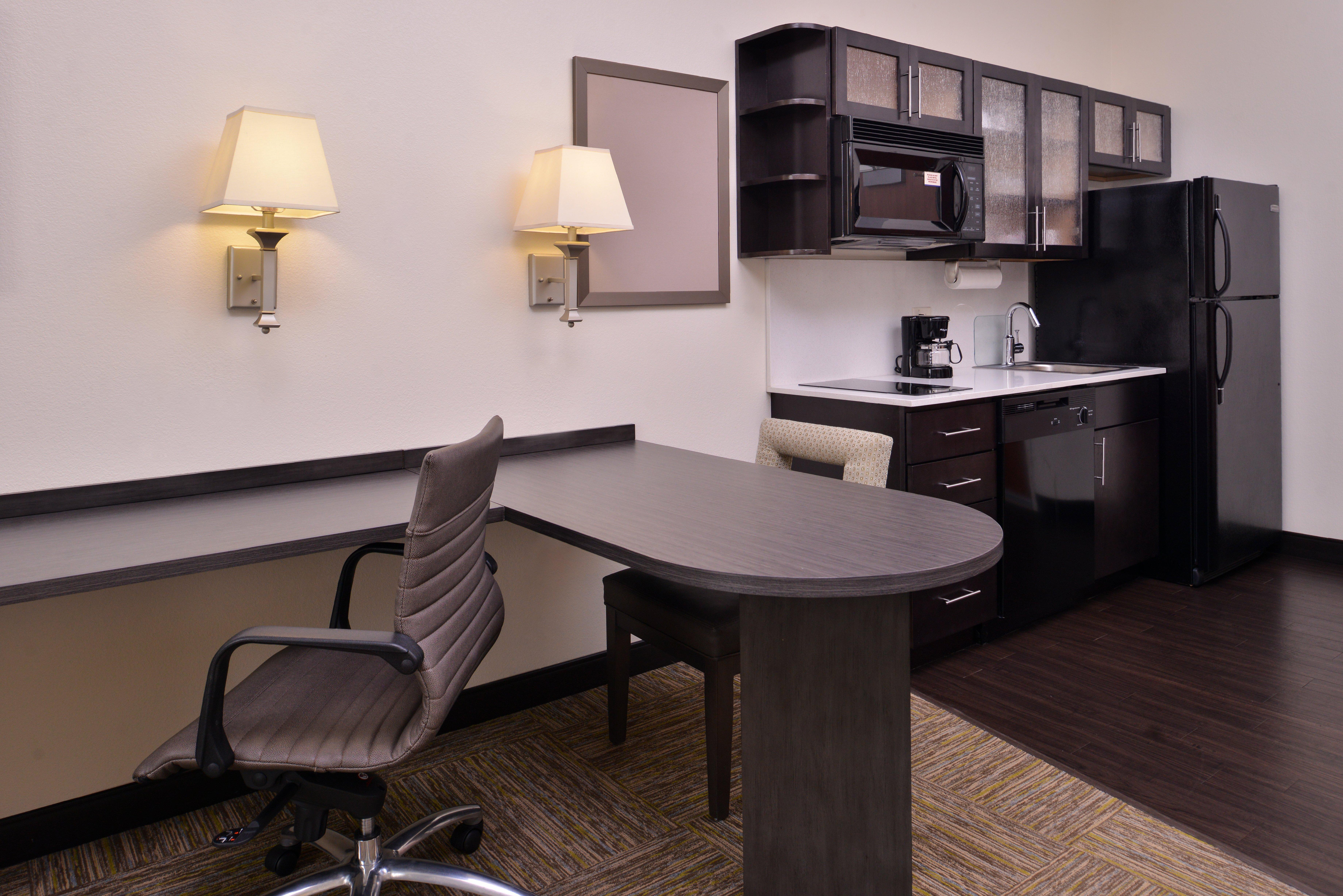 Candlewood Suites Terre Haute By Ihg Esterno foto