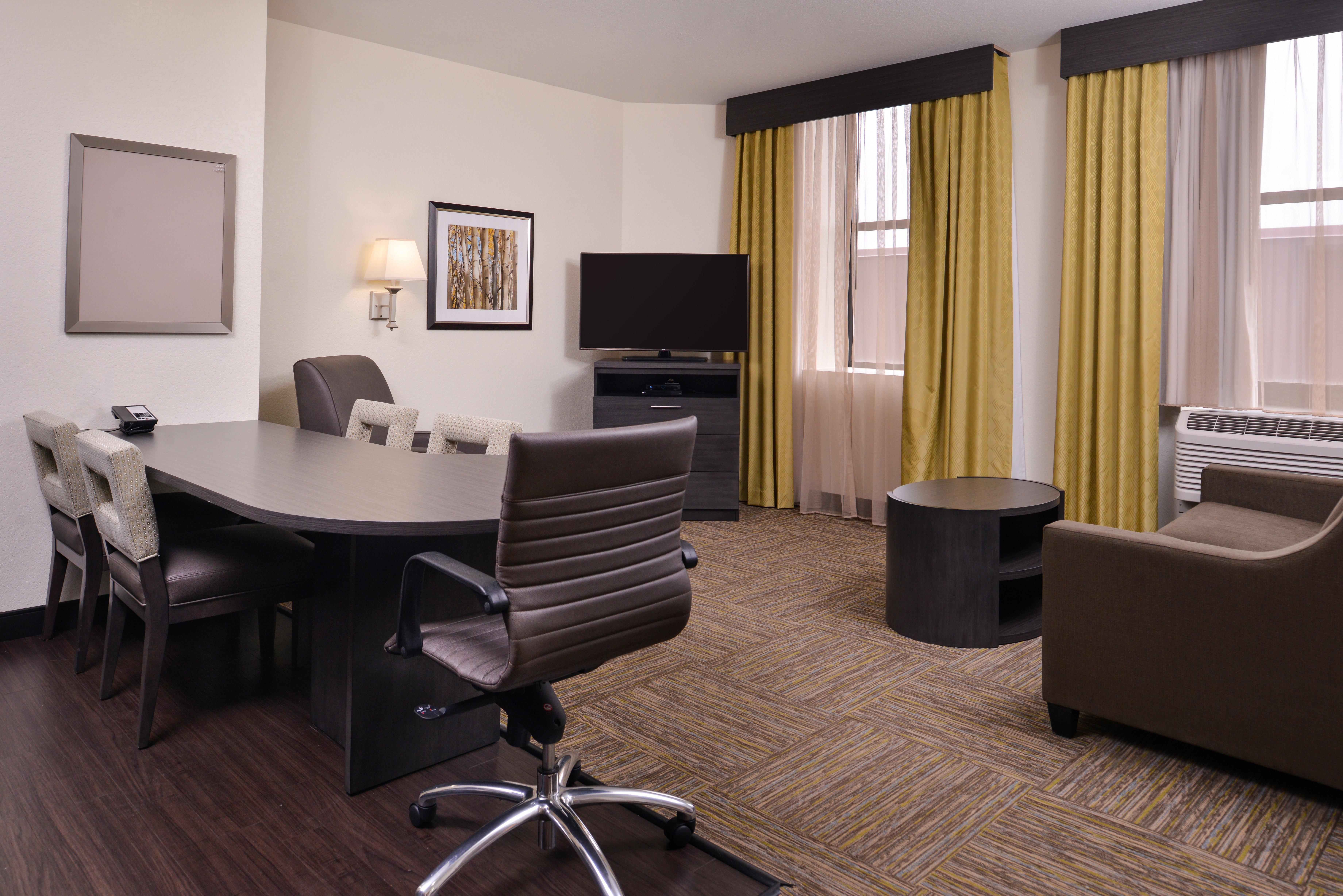 Candlewood Suites Terre Haute By Ihg Esterno foto