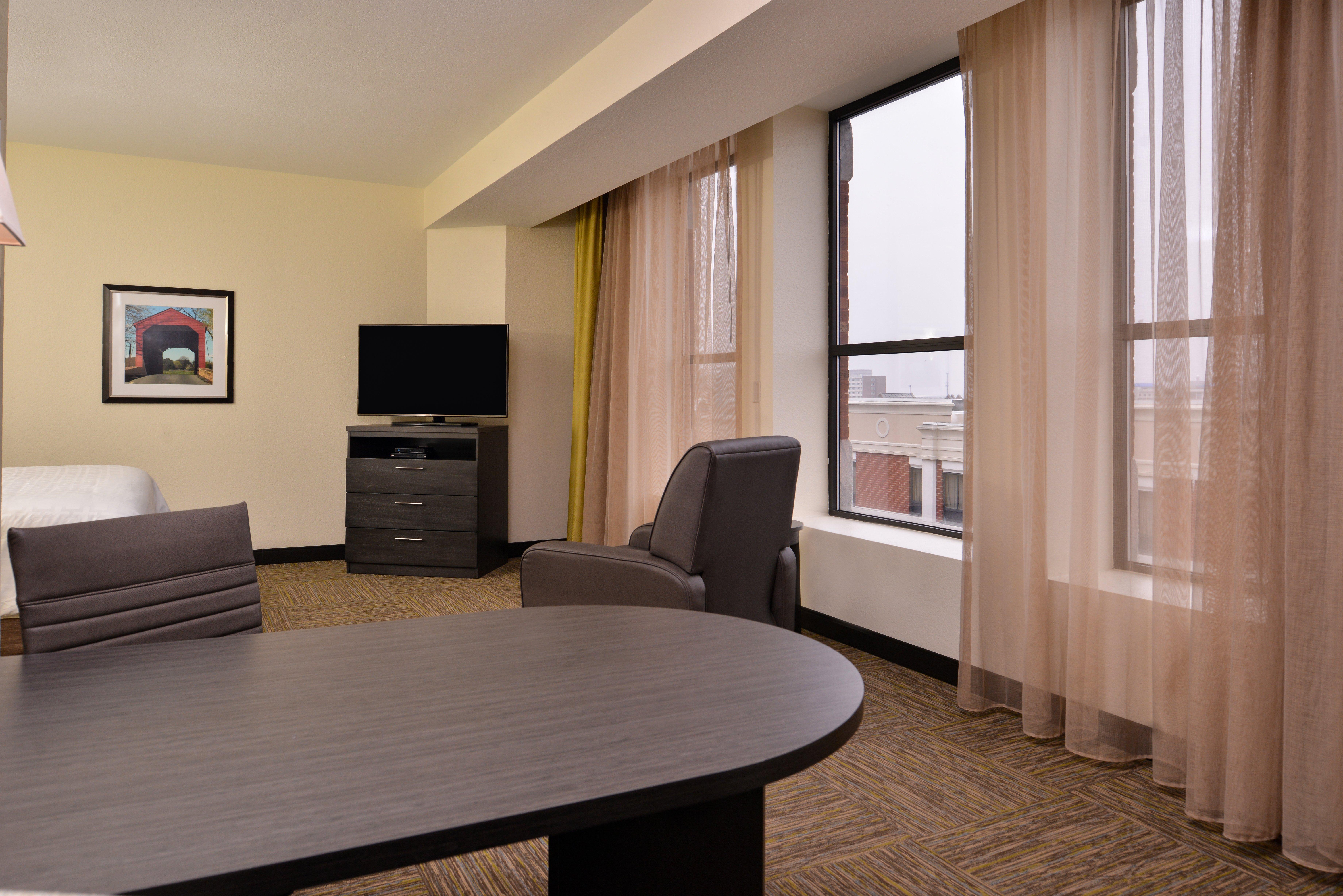 Candlewood Suites Terre Haute By Ihg Esterno foto