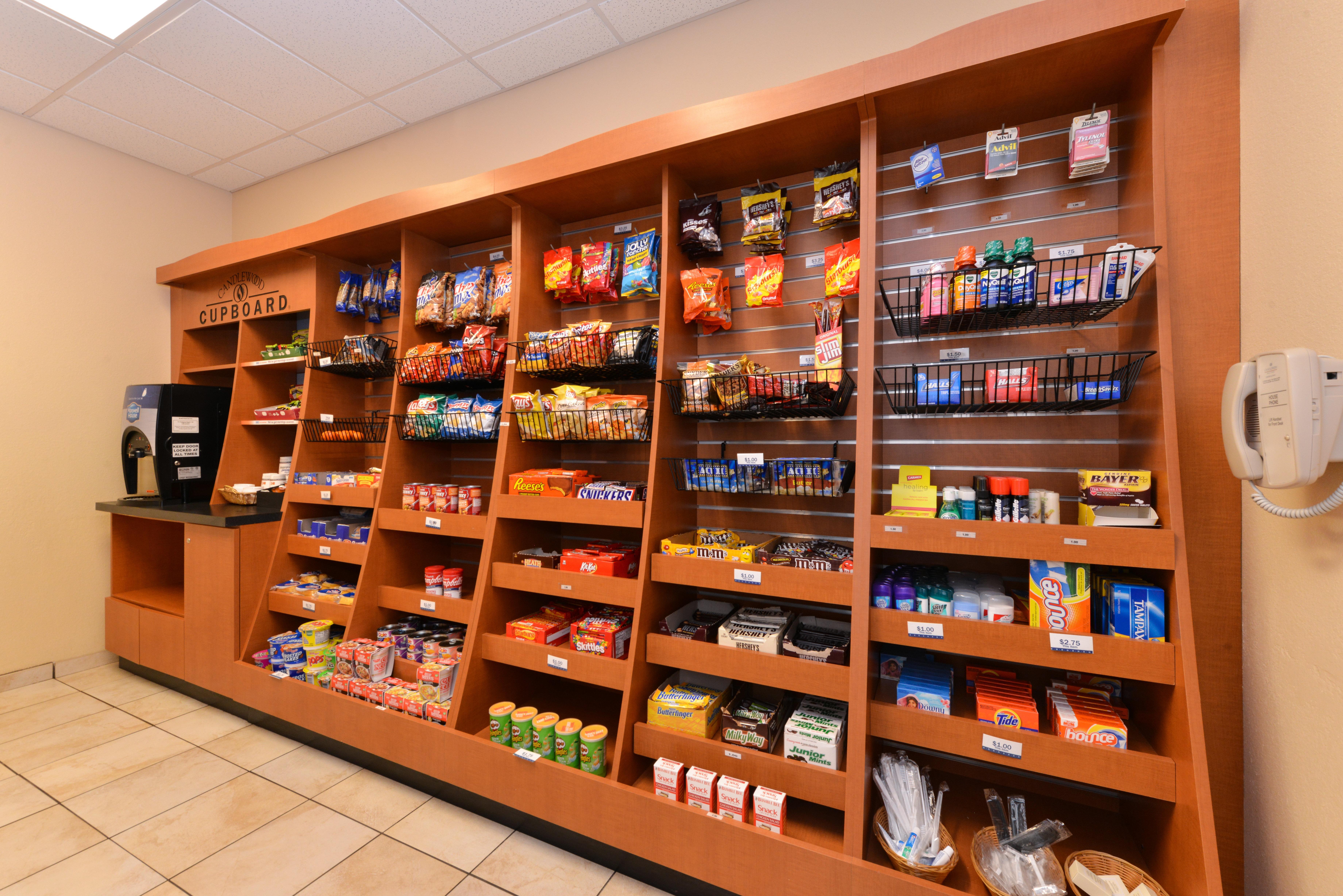 Candlewood Suites Terre Haute By Ihg Esterno foto