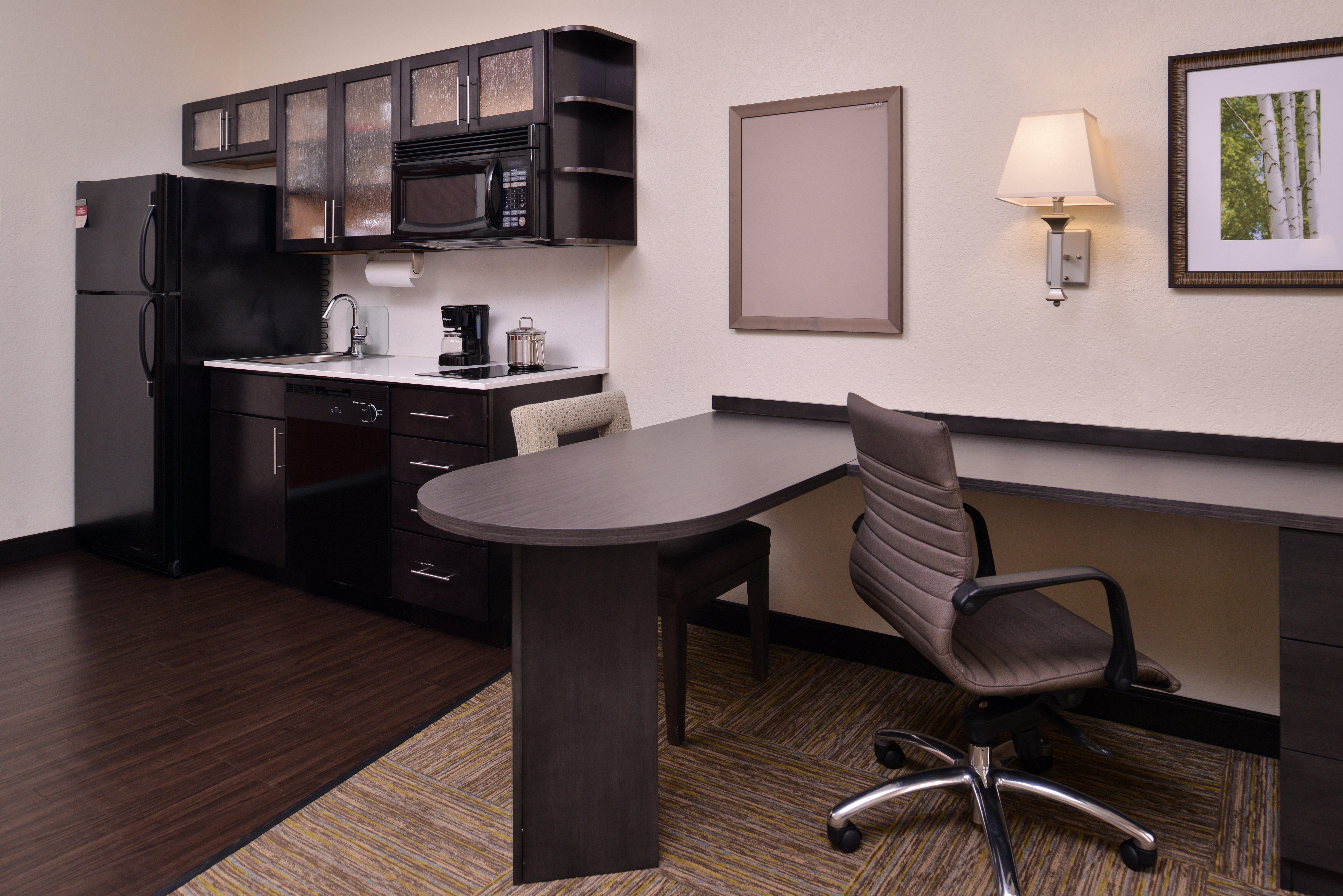 Candlewood Suites Terre Haute By Ihg Esterno foto
