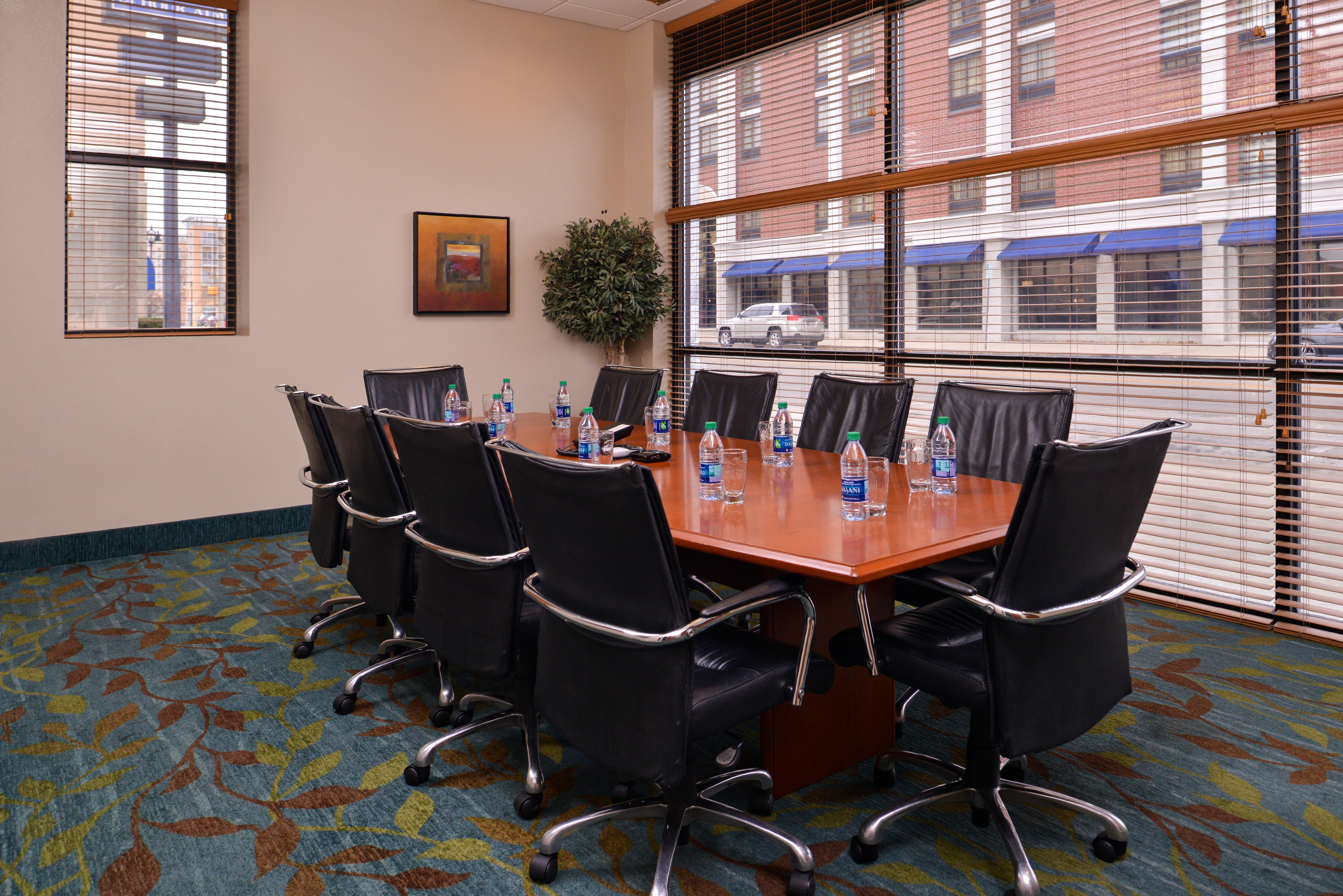 Candlewood Suites Terre Haute By Ihg Esterno foto